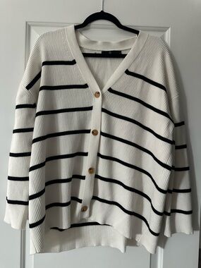 Lillusory White and Black Striped V-Neck Button Cardigan Sweater